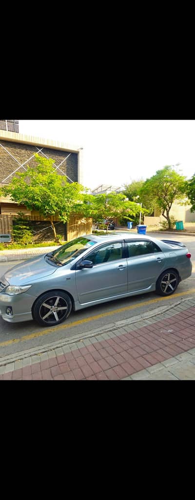Toyota Corolla Altis 2010