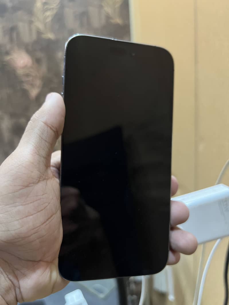 iPhone 14 Pro Max 7