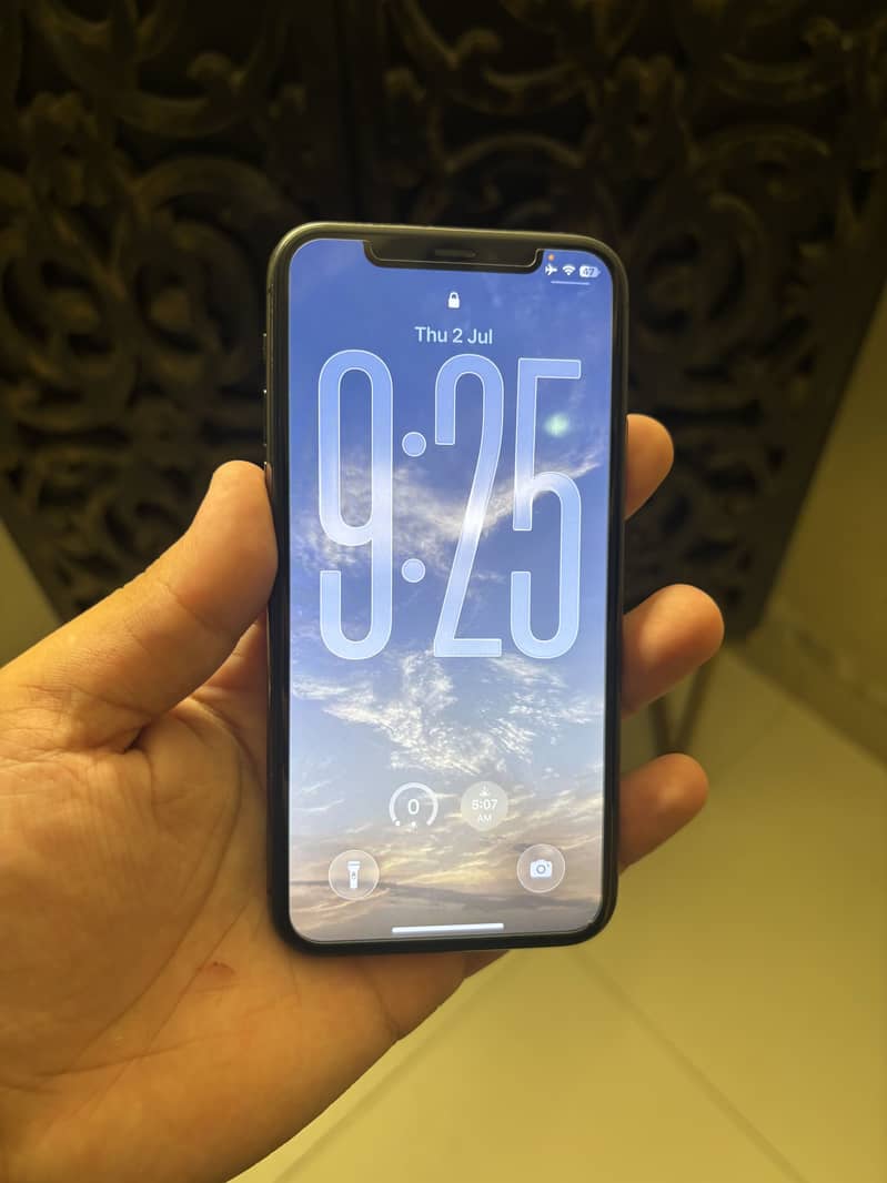 Apple iPhone 11 Pro 1