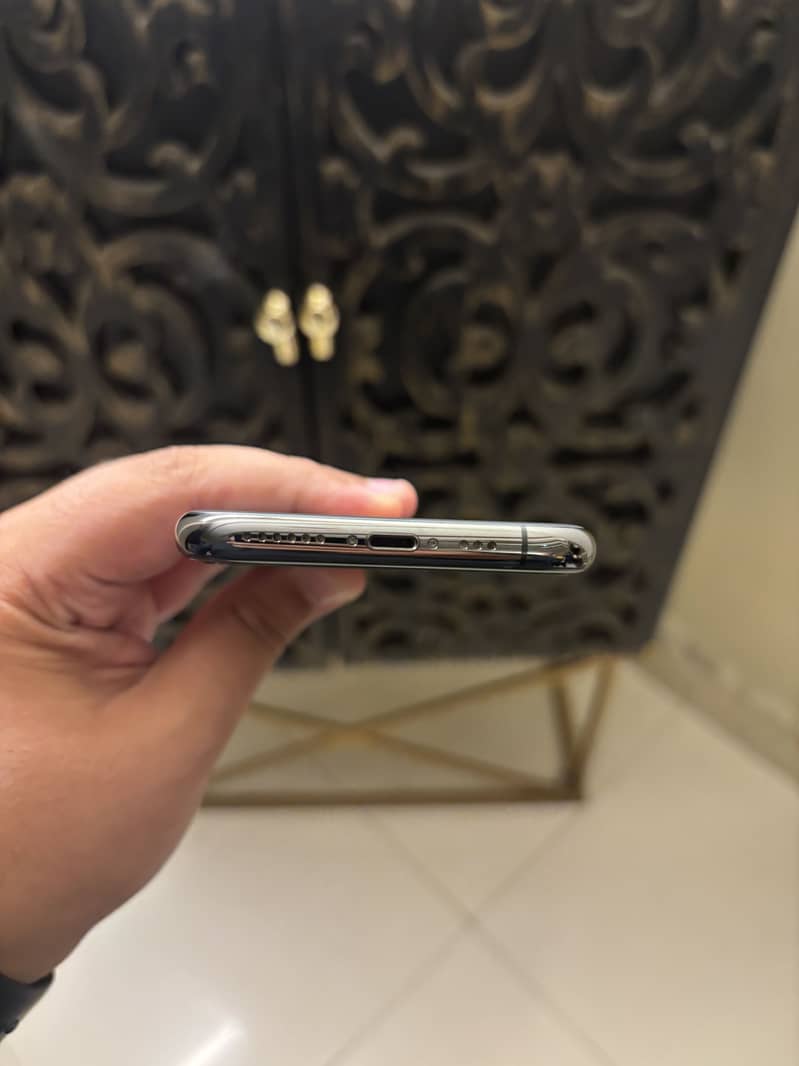 Apple iPhone 11 Pro 5