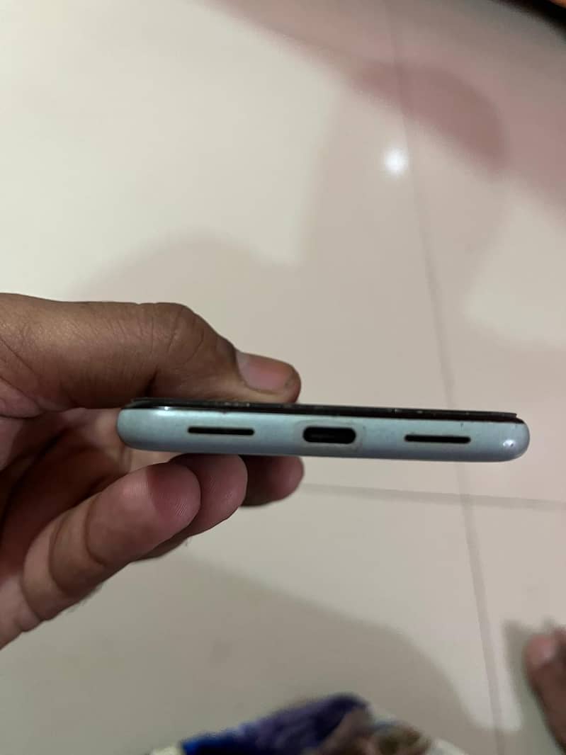 Google Pixel 5 3