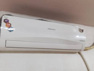 Air conditioner inverter