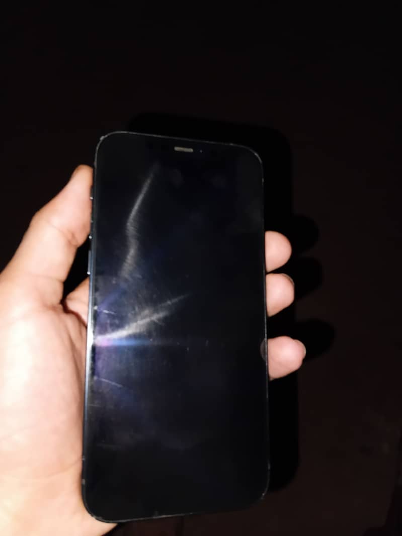 Apple iPhone 12 2