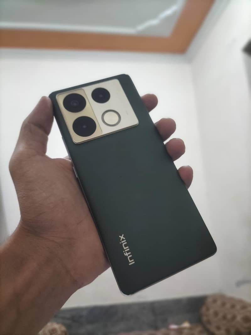 Infinix Note 40 Pro 1