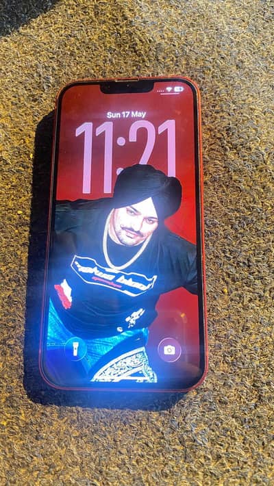 Apple iPhone 13