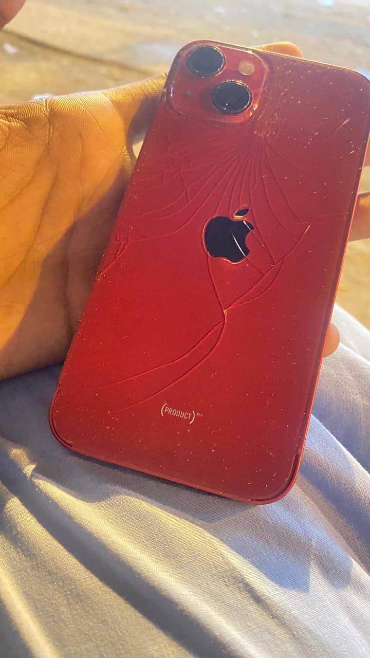 Apple iPhone 13 6