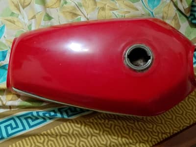 honda 125 tanki