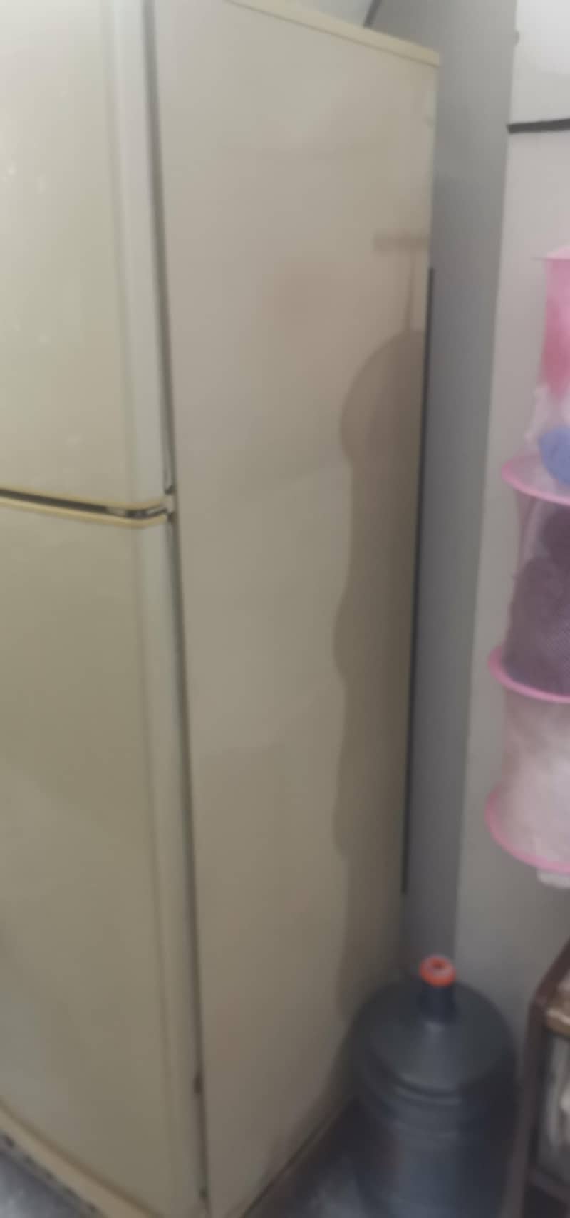 Medium size fridge 2