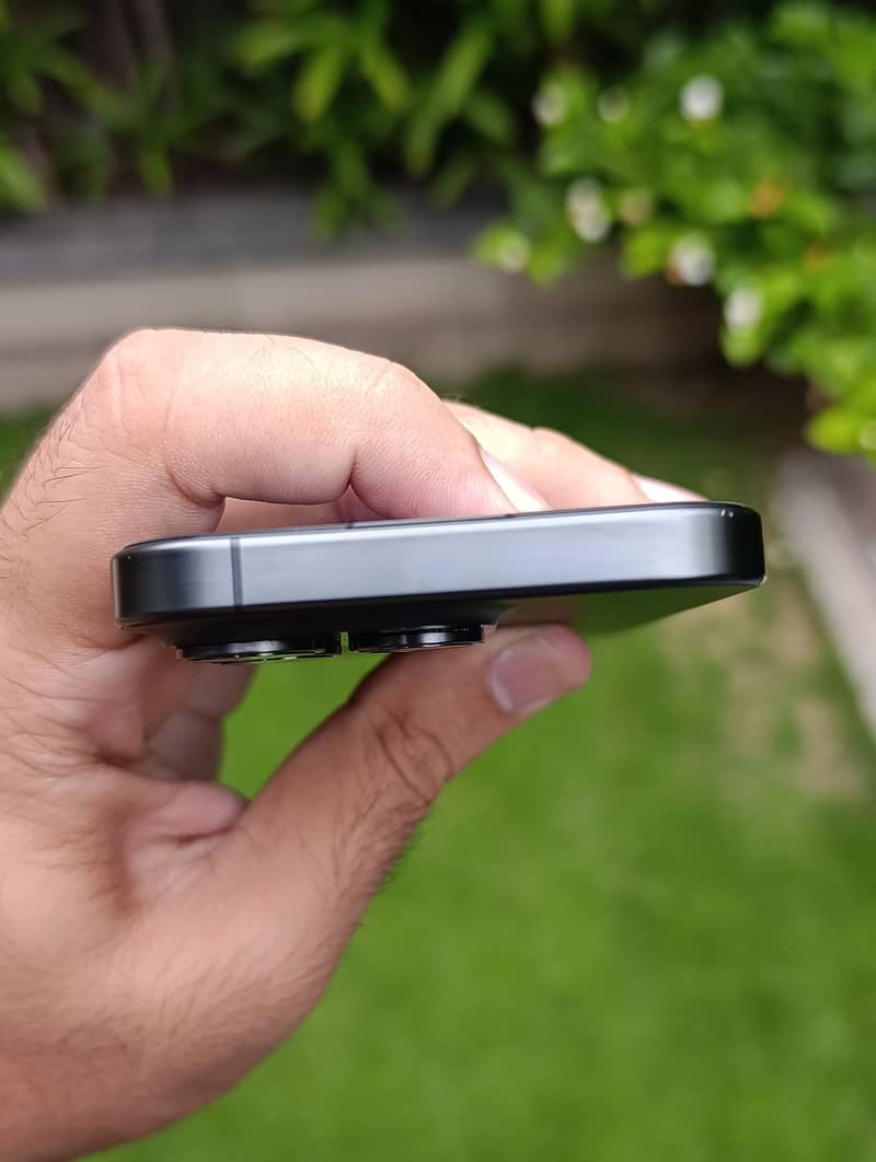 iPhone 15 Pro 6