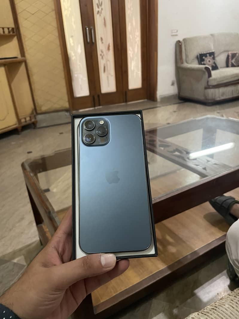 Apple iPhone 12 Pro Max 0