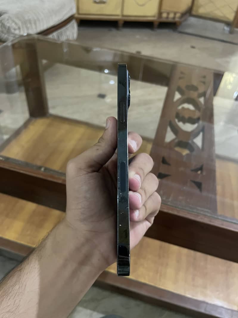 Apple iPhone 12 Pro Max 6