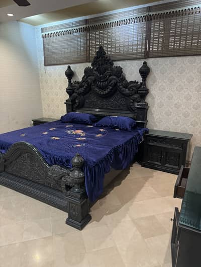 Hand-Carved Chiniot Bed Set