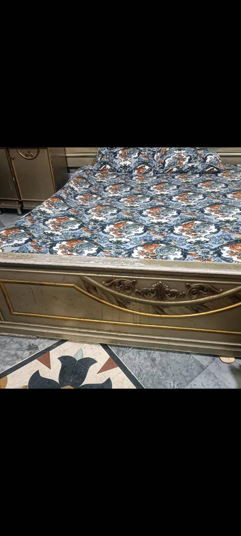 king bed dressing two side table 1
