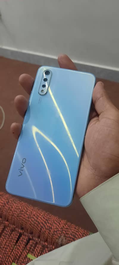 Vivo S1