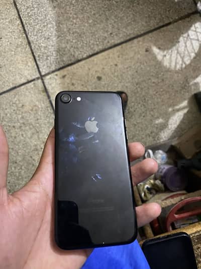 I phone 7 with box original 10/9.5 condition 128 GB