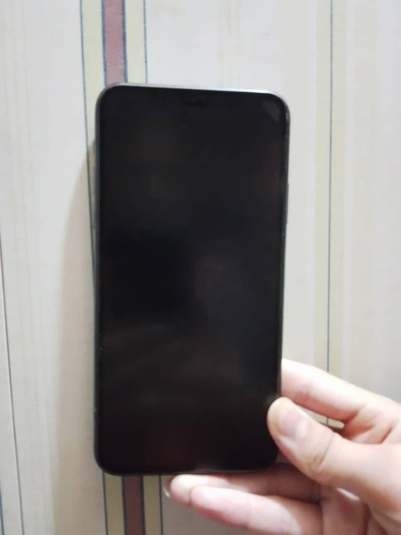 Iphone 11 Pro Max. . 0