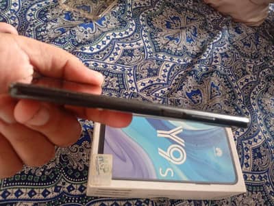 Huawei Y9s