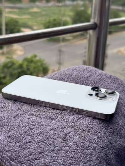 Apple iPhone 13 Pro