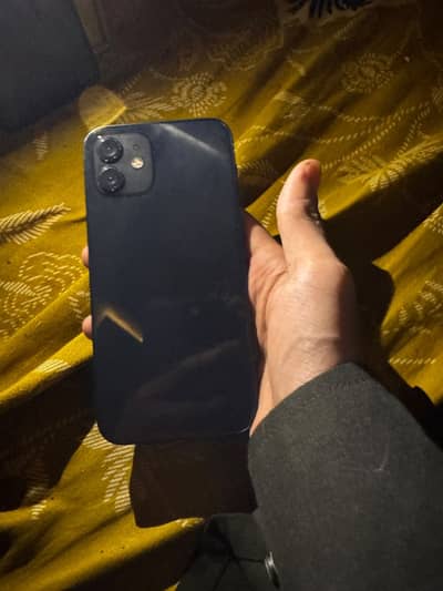 Apple iPhone 12