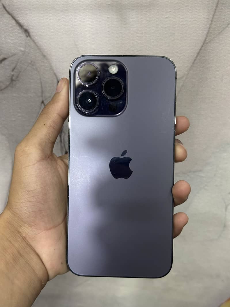 14 pro max 4