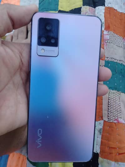 vivo v21