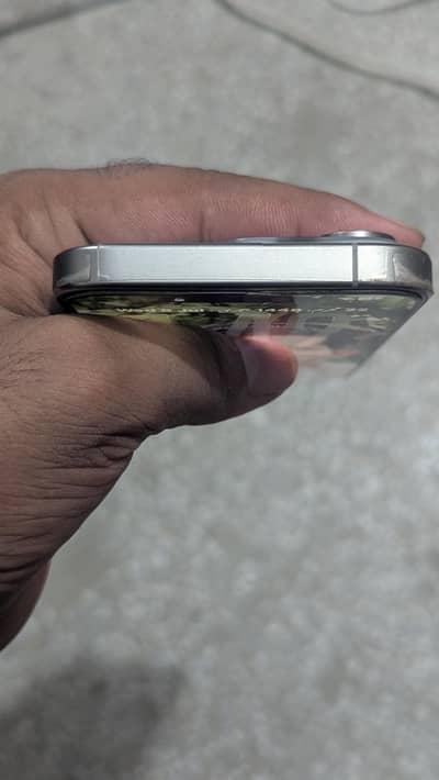 Apple iPhone 15 Pro