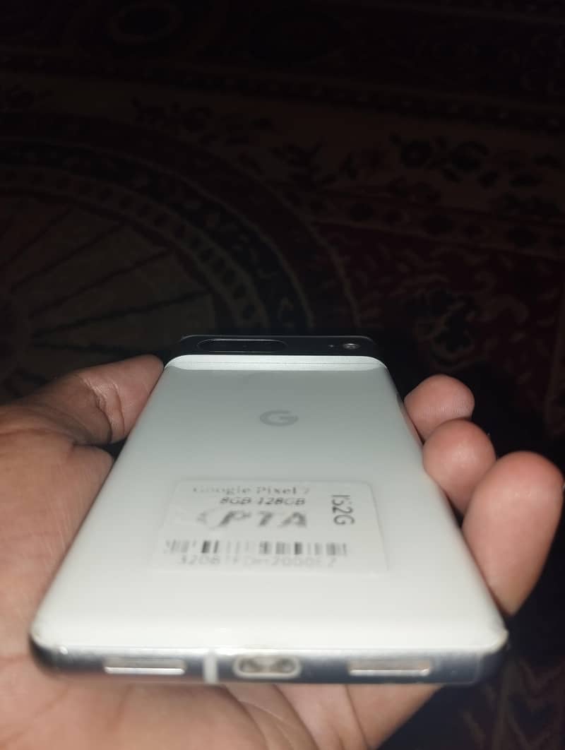 Google Pixel 7 3