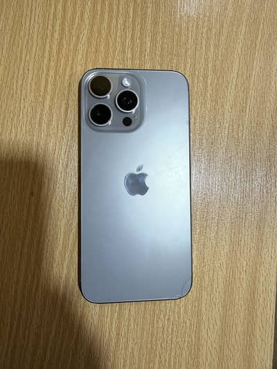 Apple iPhone 15 Pro Max JV