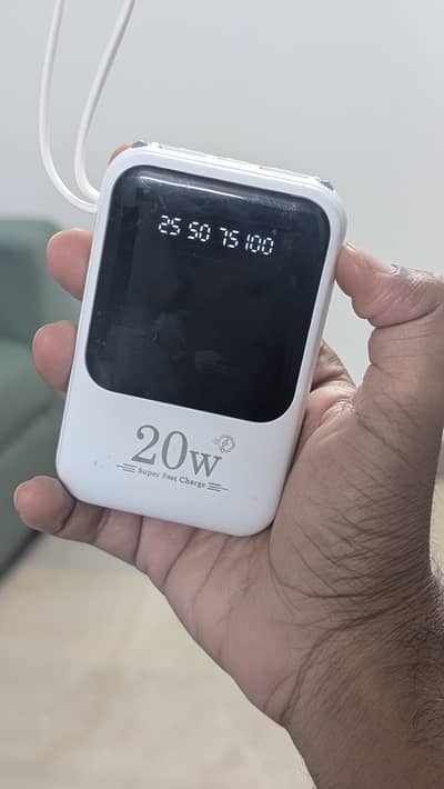 fast charging power Bank Y123.