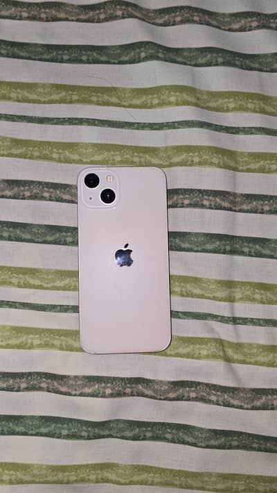 Apple iPhone 13