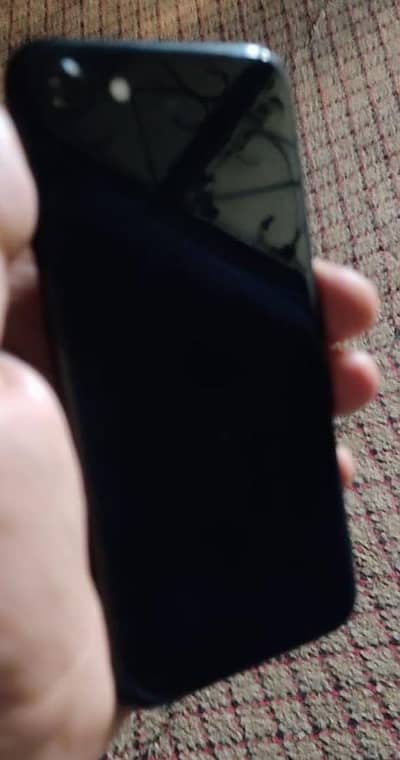 Apple iPhone SE 3