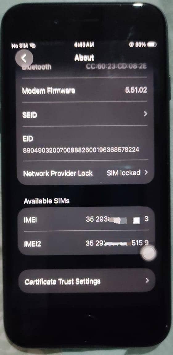 Apple iPhone SE 3 2