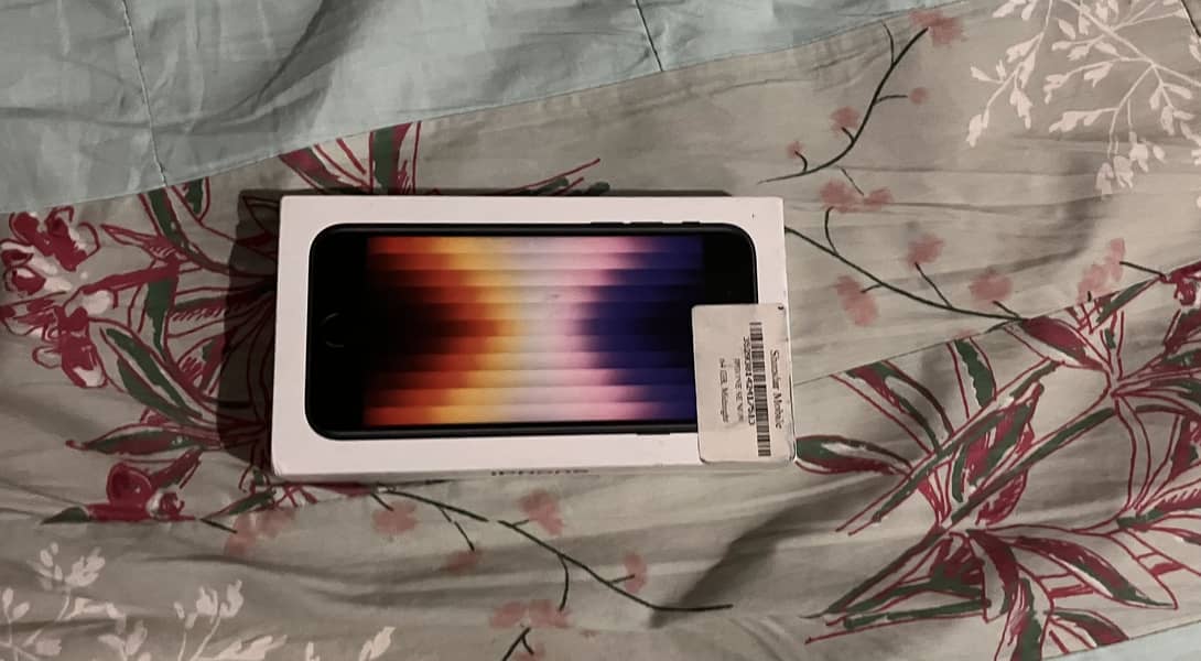 Apple iPhone SE 3 3