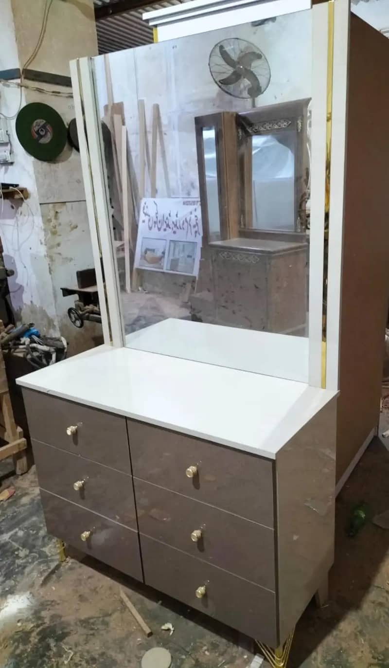 bed   6×6½ 4