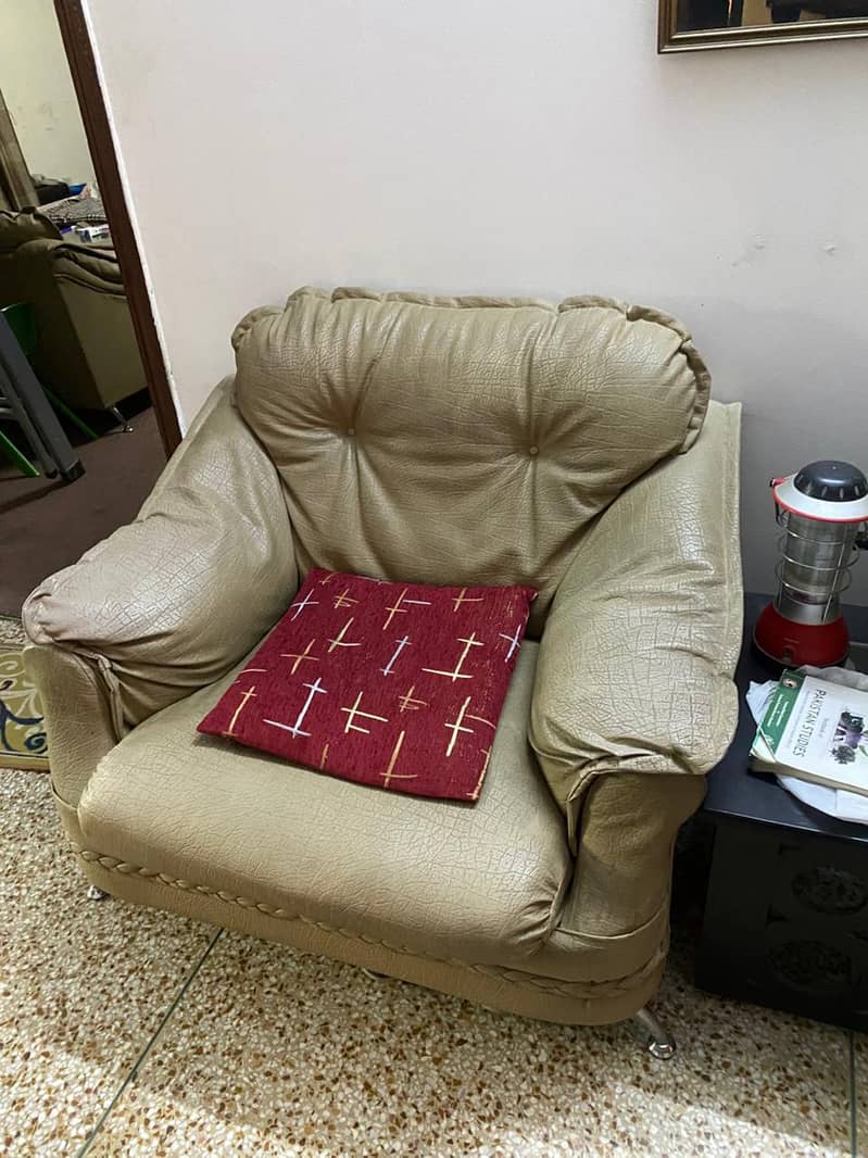 5 seater leatheriet sofas 1