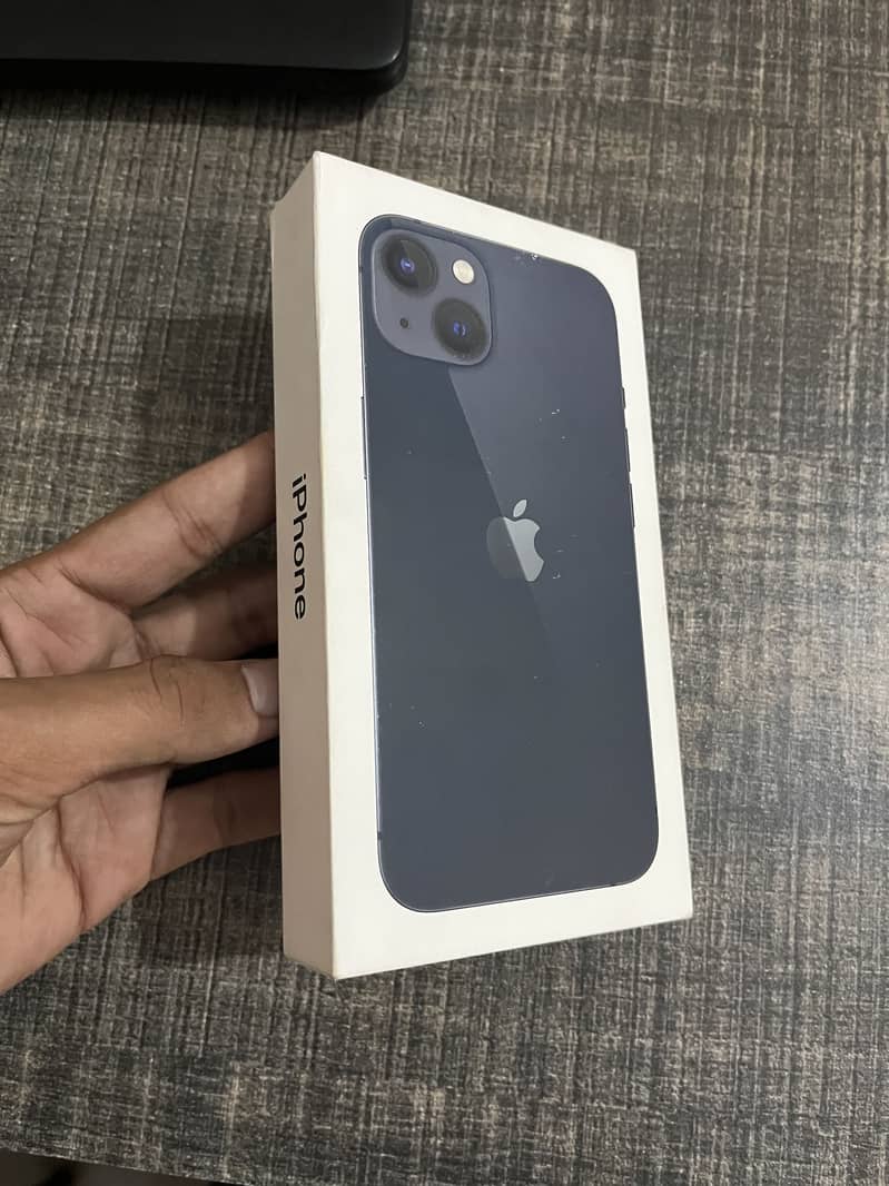 Apple iPhone 13 1