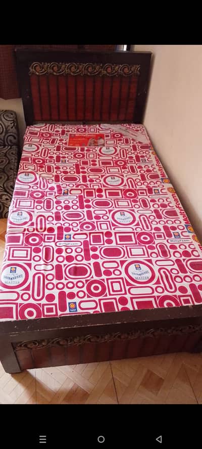 2 Beds with out mattress for sale