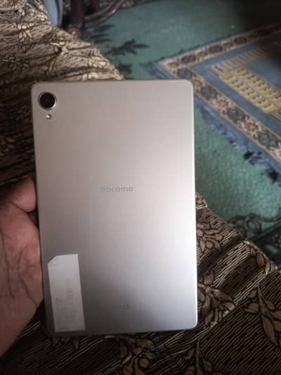 Docomo Tab 4-64 0301-6117841
