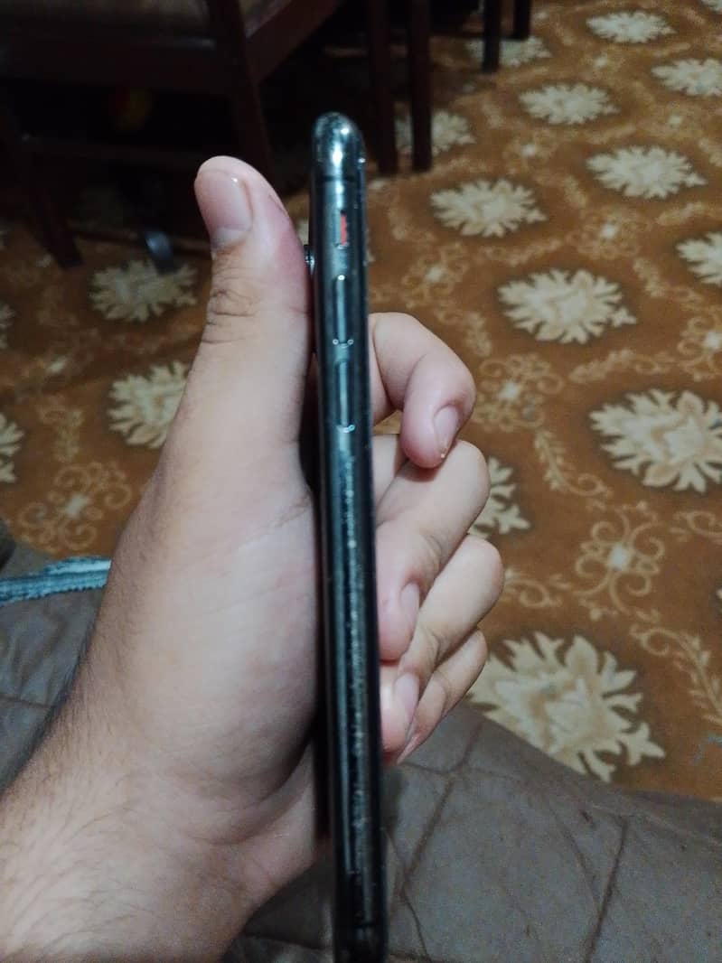 Apple iPhone X 2