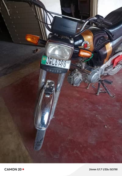 original tanky tappy sath hy fancy lagai howe hy