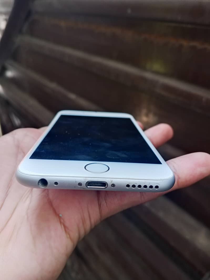 iPhone 6 3