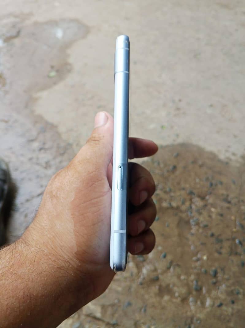 Google Pixel 7a 2
