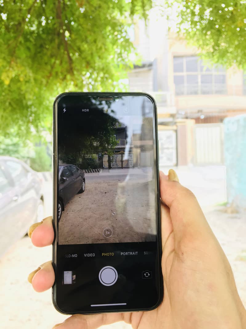 Apple iPhone X 11