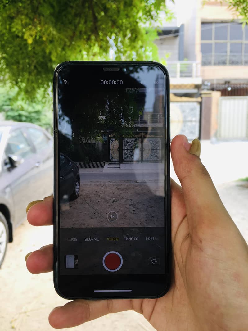 Apple iPhone X 12