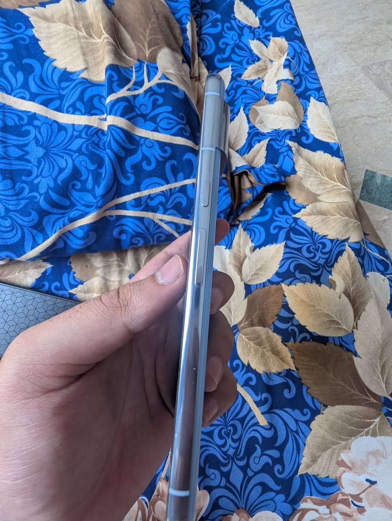 Google Pixel 8 Pro 1