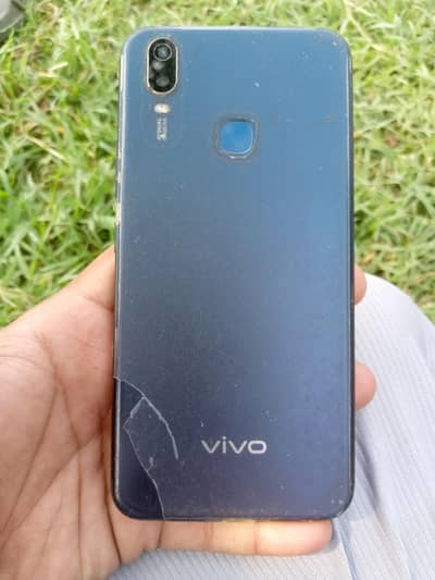 Vivo Y11