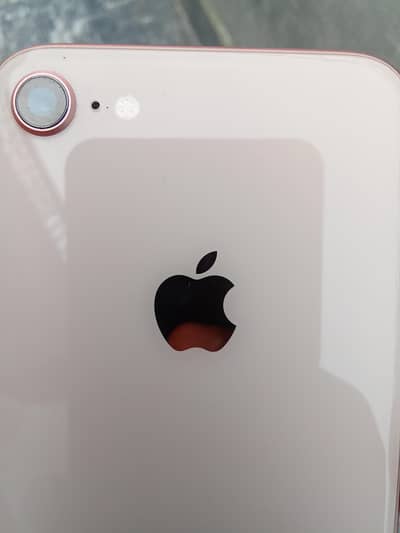 Apple iPhone 8