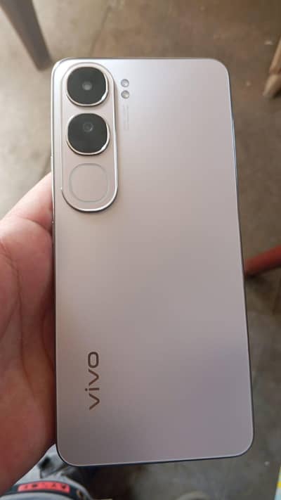 Vivo Y200