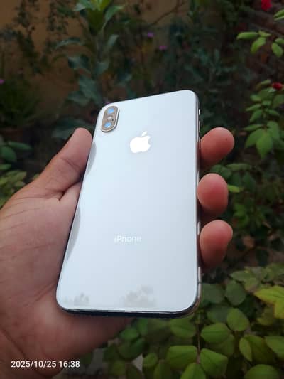 Apple iPhone X 256GB Non pta 100%HT( GIK Topi Swabi )