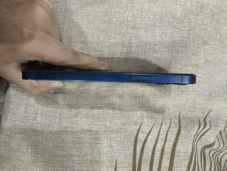 iphone 12 3